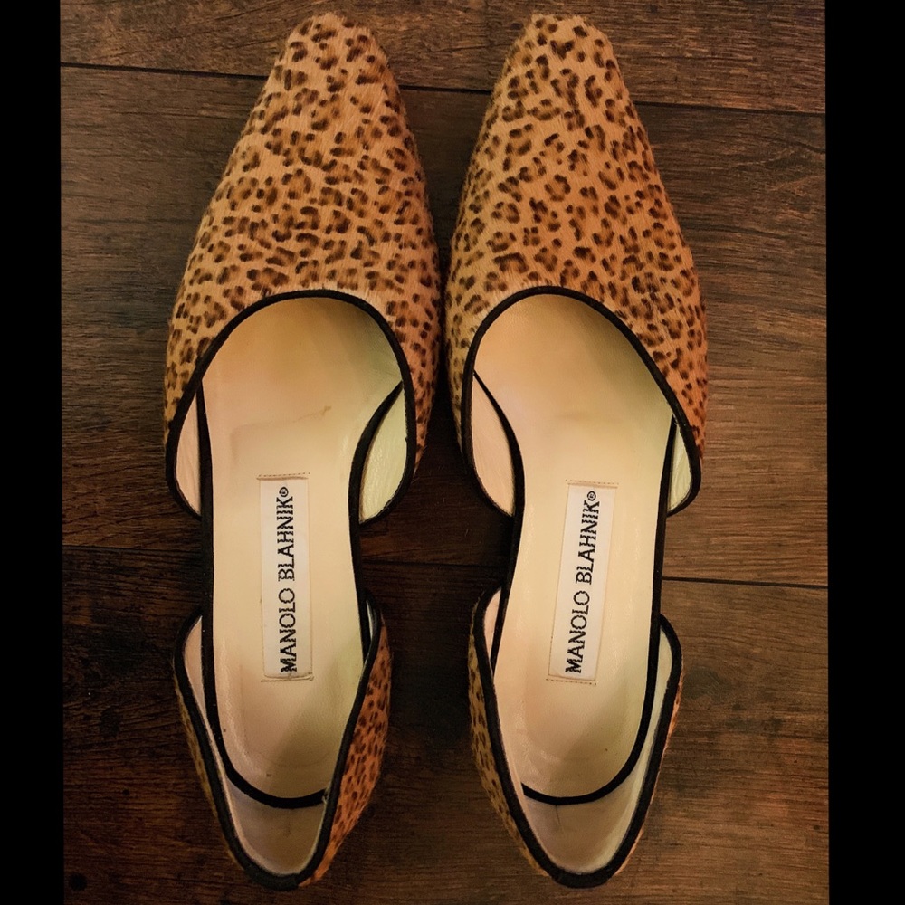 Manolo Blahnik suede leopard print flats